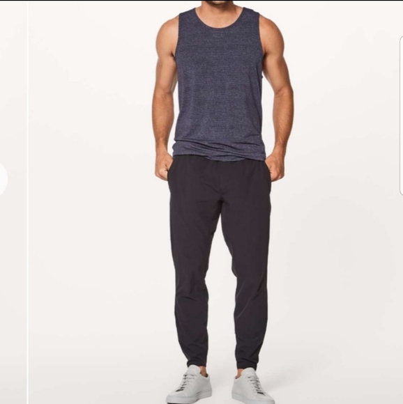 lululemon athletica Other - Lululemon Men's In Mind Pant